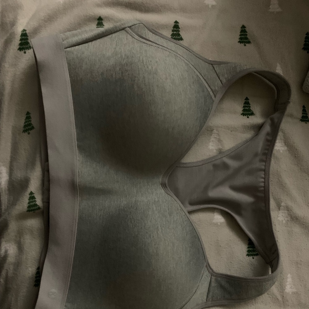 Layer8 ladies sportsbra size xl color grey